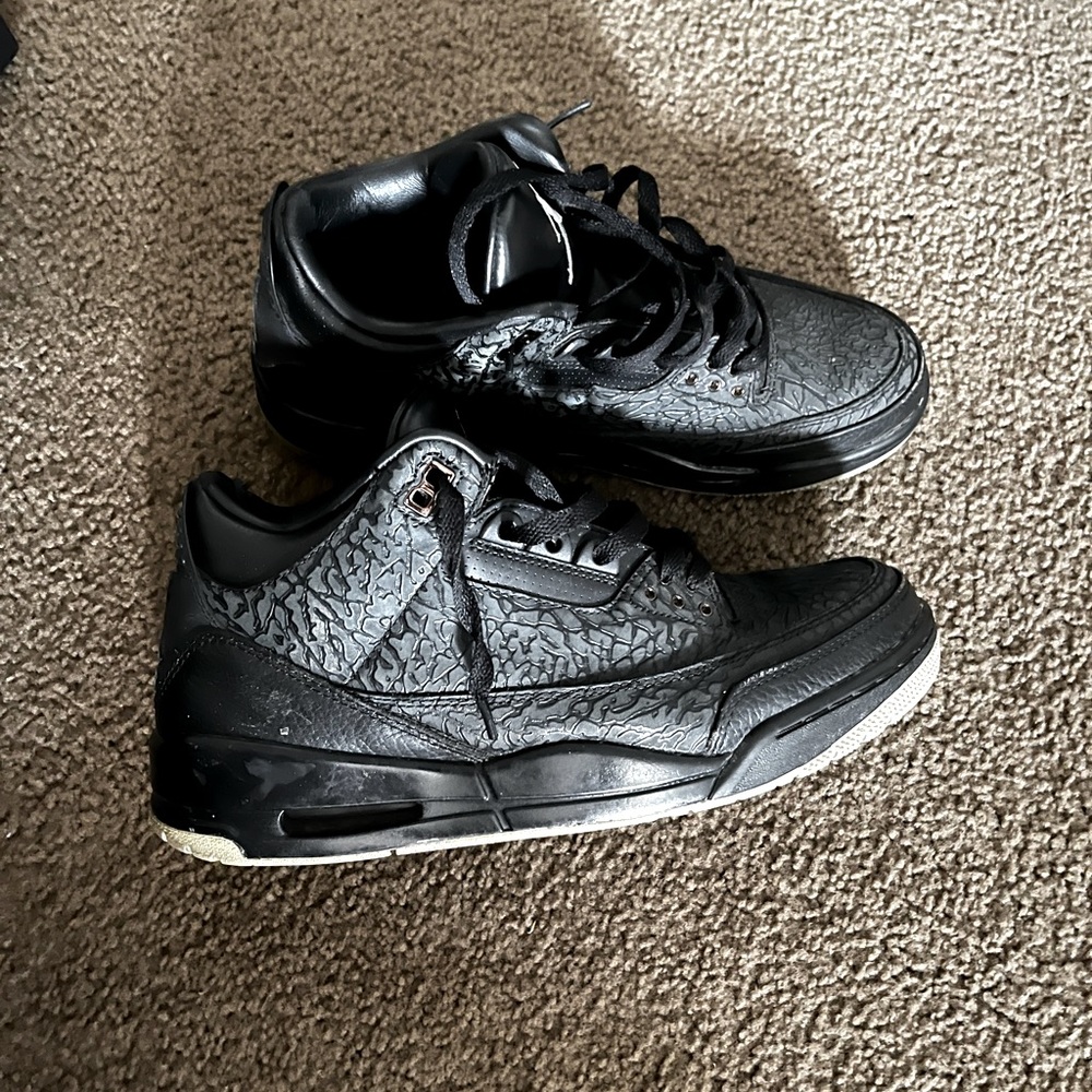 Jordan Retro 3 Black Flip